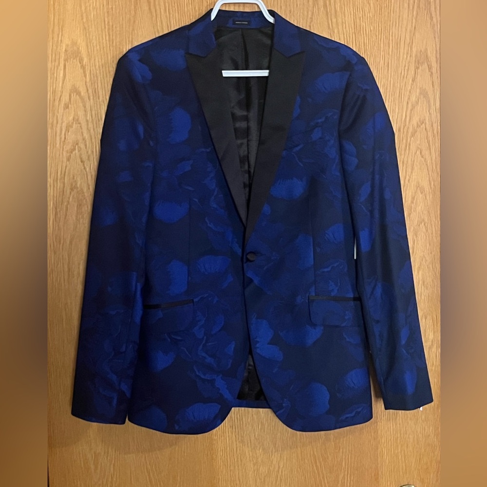 J. Ferrar Men's Blue Floral Blazer